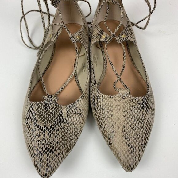 OLD NAVY LACE UP SNAKESKIN FLATS SIZE 10 EUC - Picture 2 of 7